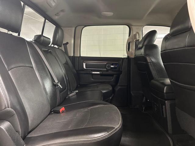Photo of 2017 Brilliant Black Crystal Pearlcoat RAM 2500