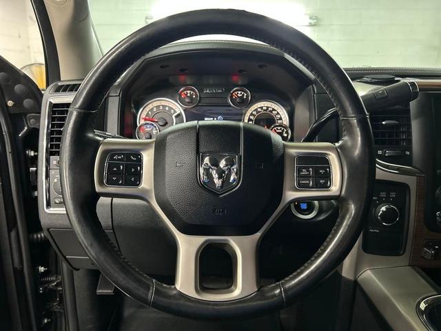 Photo of 2017 Brilliant Black Crystal Pearlcoat RAM 2500