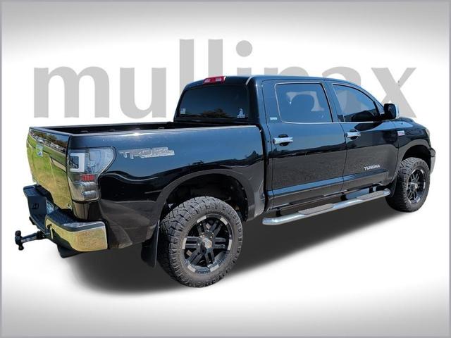 Photo of 2010 Black Toyota Tundra