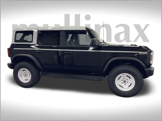 Photo of 2025 Shadow Black Ford Bronco