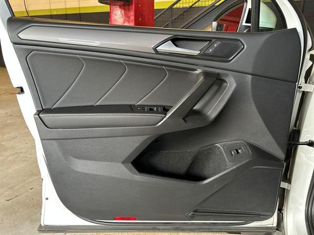 Photo of 2022 Pure White Volkswagen Tiguan