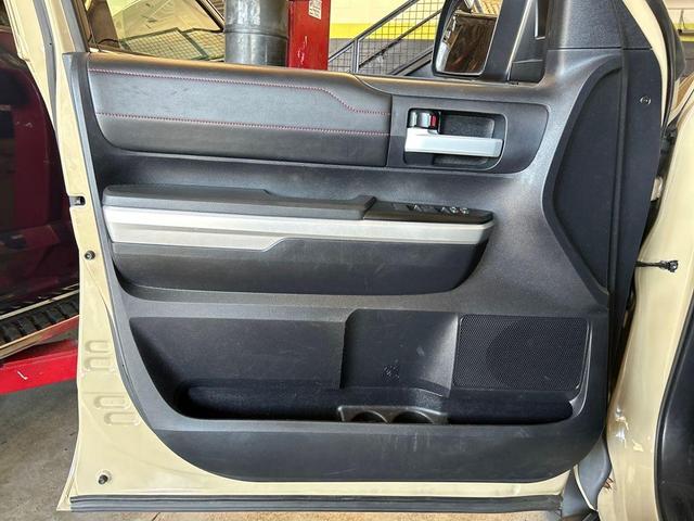 Photo of 2016 Quicksand Toyota Tundra