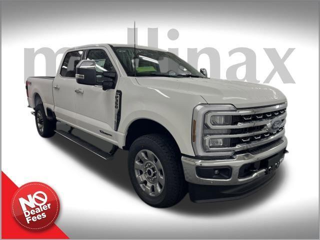 Photo of 2025 Star White Ford F-350