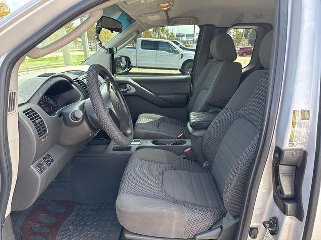 Photo of 2006 Radiant Silver Nissan Frontier