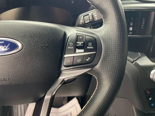 Photo of 2020 Star White Ford Explorer