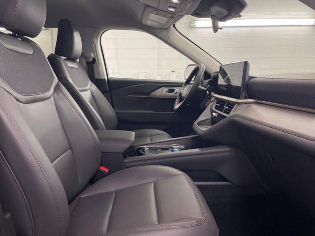Photo of 2025 Agate Black Ford Explorer