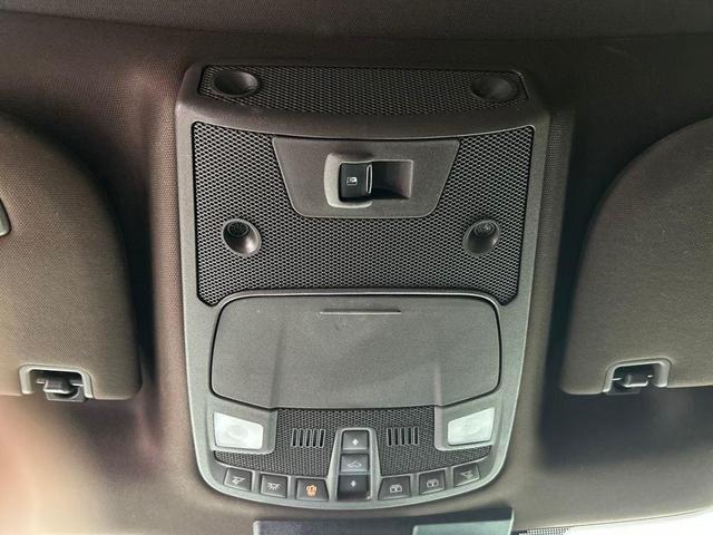 Photo of 2019 Blue Jeans Metallic Ford F-150