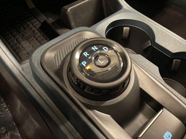 Photo of 2025 Carbonized Gray Ford Maverick