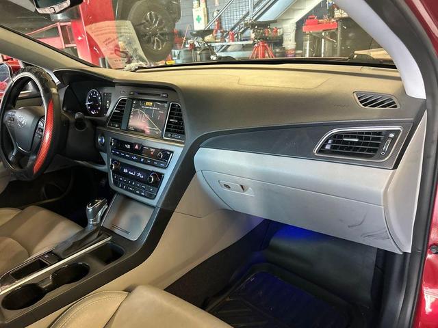 Photo of 2016 Venetian Red Hyundai SONATA