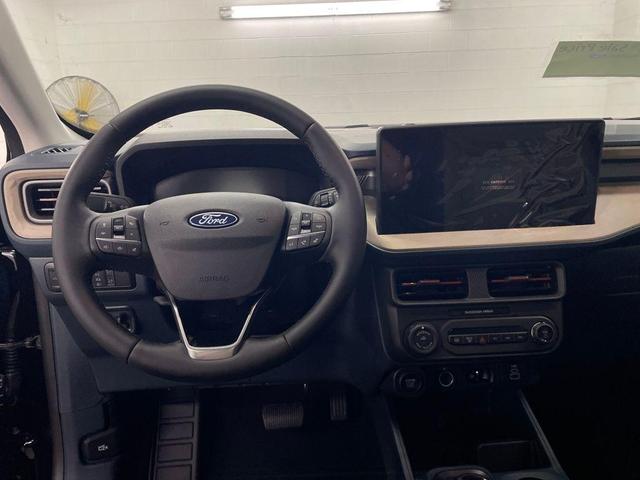 Photo of 2025 Shadow Black Ford Maverick