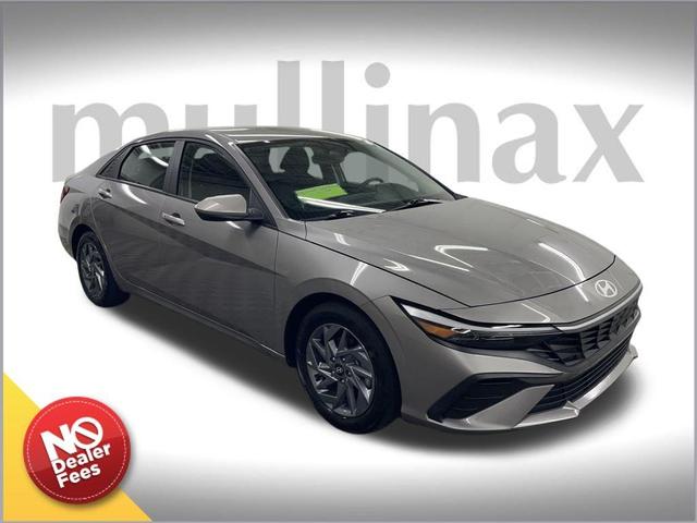 2024 Hyundai Elantra Hev