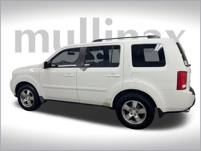 Photo of 2010 Taffeta White Honda Pilot
