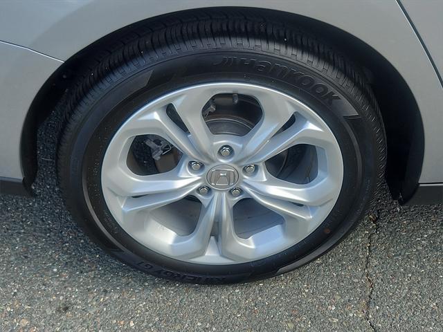 Photo of 2024 Meteorite Gray Metallic Honda Accord