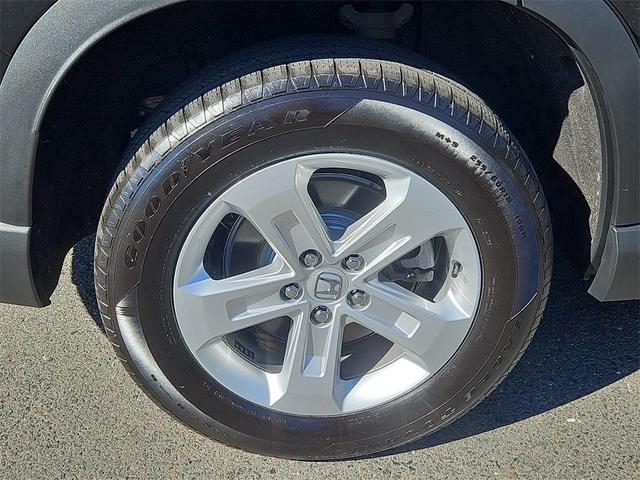 Photo of 2023 Crystal Black Pearl Honda Pilot