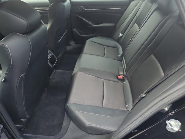 Photo of 2022 Crystal Black Pearl Honda Accord