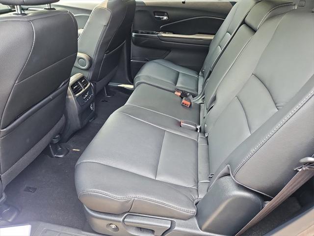 Photo of 2022 Crystal Black Pearl Honda Pilot