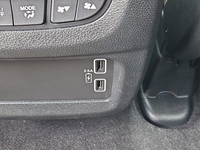 Photo of 2022 Crystal Black Pearl Honda Pilot