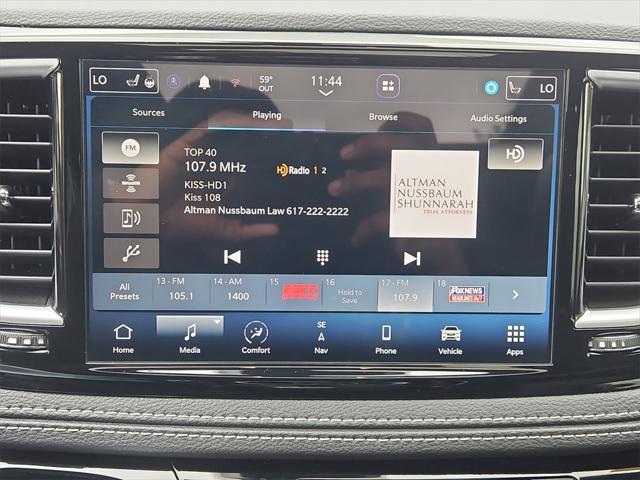 Photo of 2023 Granite Crystal Metallic Clearcoat Chrysler Pacifica Hybrid