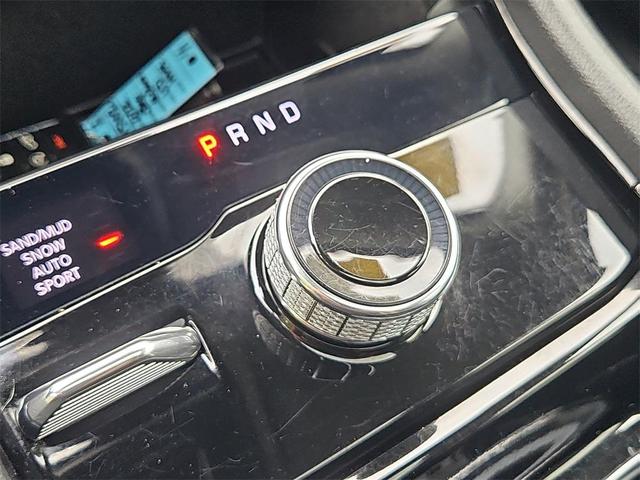 Photo of 2022 Bright White Clearcoat Jeep Grand Cherokee