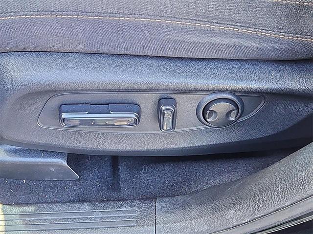Photo of 2024 Crystal Black Pearl Honda CR-V Hybrid