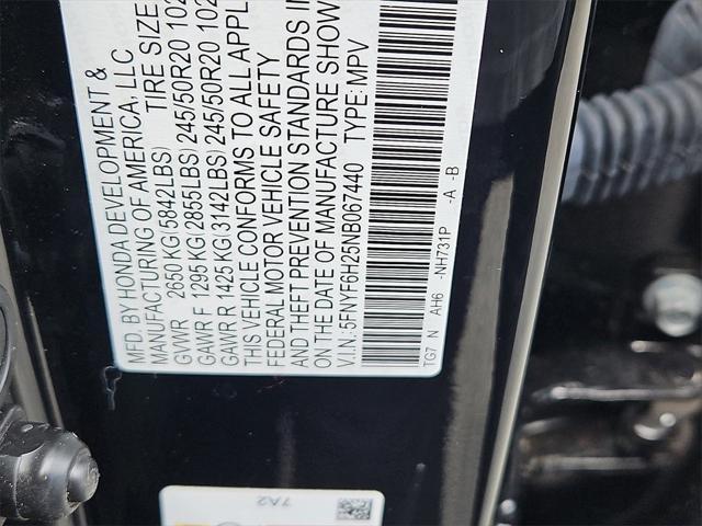 Photo of 2022 Deep Scarlet Pearl Honda Pilot