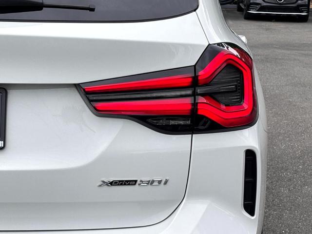 Photo of 2022 White BMW X3