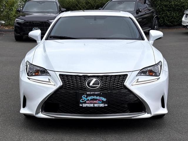Photo of 2016 White Lexus RC 200t