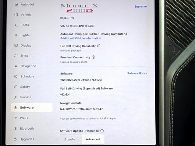 Photo of 2018 Black Tesla Model X