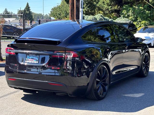 Photo of 2018 Black Tesla Model X