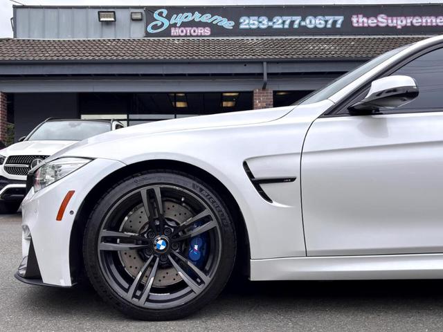 Photo of 2015 White BMW M3