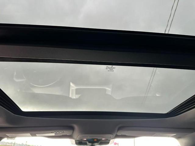 Photo of 2023 Star White Metallic Tri-Coat Ford F-150