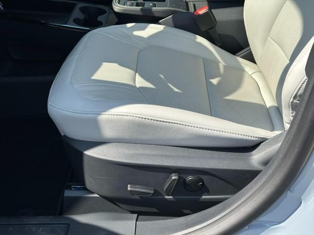 Photo of 2025 GLACIER GRAY MET TRI-COAT Ford Mustang Mach-E