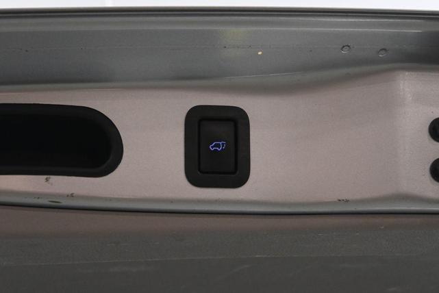 Photo of 2015 Silver Sky Toyota Highlander