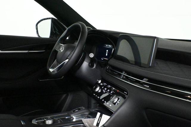 Photo of 2025 2t Grpt Shdw INFINITI QX60