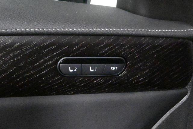 Photo of 2025 2t Grpt Shdw INFINITI QX60