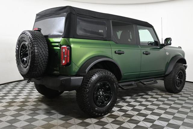 Photo of 2024 Eruption Green Metallic Ford Bronco