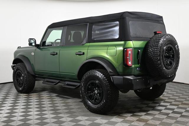 Photo of 2024 Eruption Green Metallic Ford Bronco