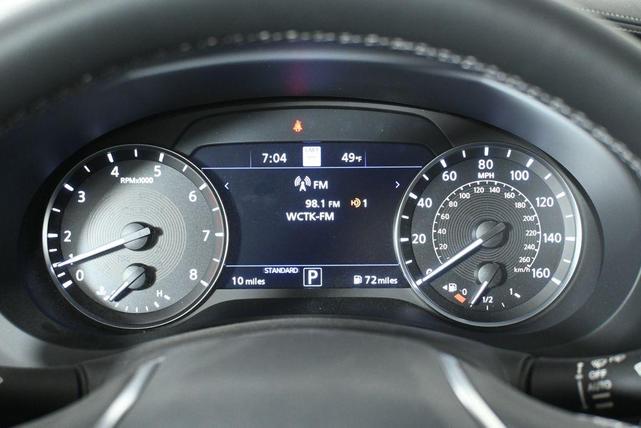 Photo of 2025 Radiant White INFINITI QX55