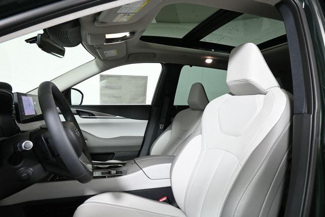 Photo of 2026 Deep Emerald INFINITI QX60