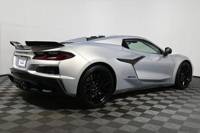 Photo of 2024 Silver Flare Metallic Chevrolet Corvette