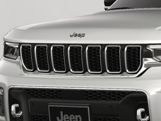 Photo of 2025 Bright White Clearcoat Jeep Grand Cherokee L