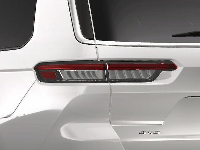 Photo of 2025 Bright White Clearcoat Jeep Grand Cherokee L