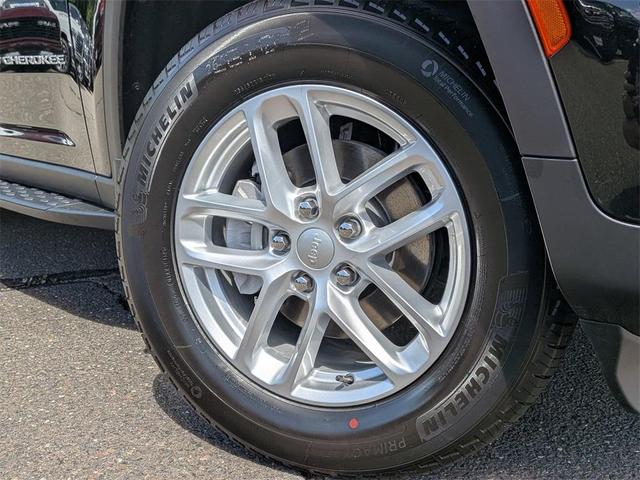 Photo of 2025 Diamond Black Jeep Grand Cherokee