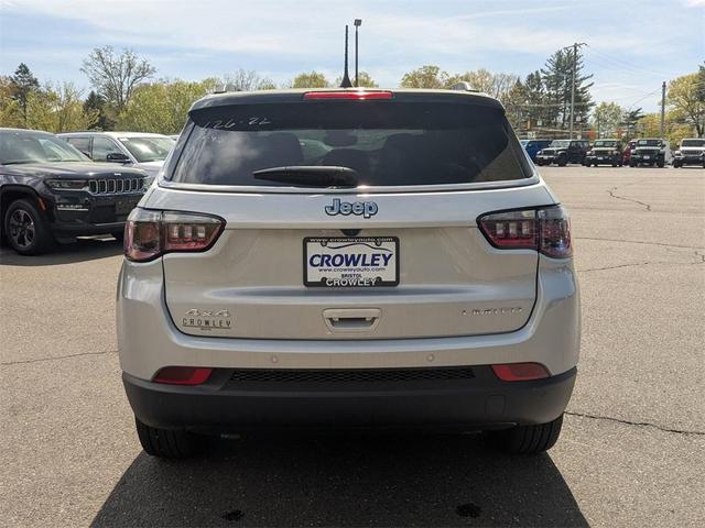 Photo of 2025 Silver Zynith Jeep Compass