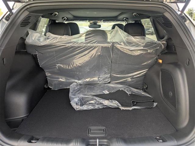 Photo of 2025 Silver Zynith Jeep Compass