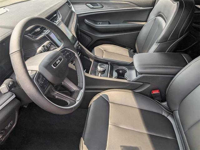 Photo of 2025 Velvet Red Pearlcoat Jeep Grand Cherokee L