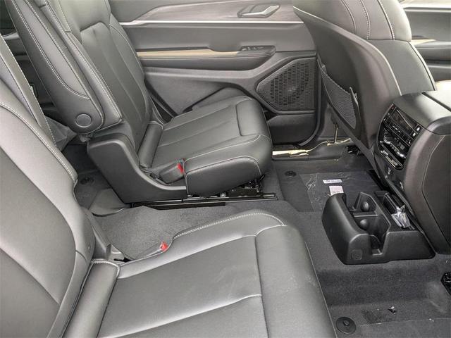 Photo of 2025 Velvet Red Pearlcoat Jeep Grand Cherokee L