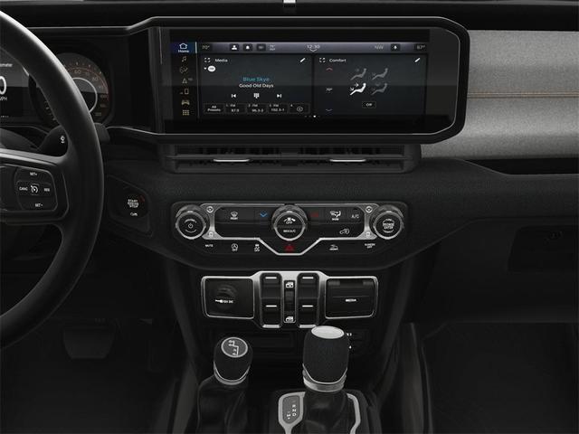 Photo of 2025 Granite Crystal Clearcoat Metallic Jeep Gladiator