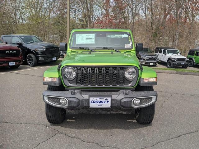 Photo of 2025 Mojito! Clearcoat Jeep Gladiator