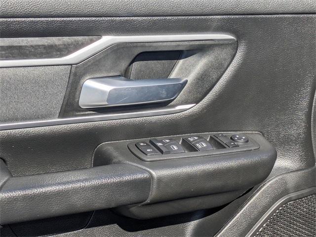 Photo of 2022 Bright White Clearcoat RAM 1500